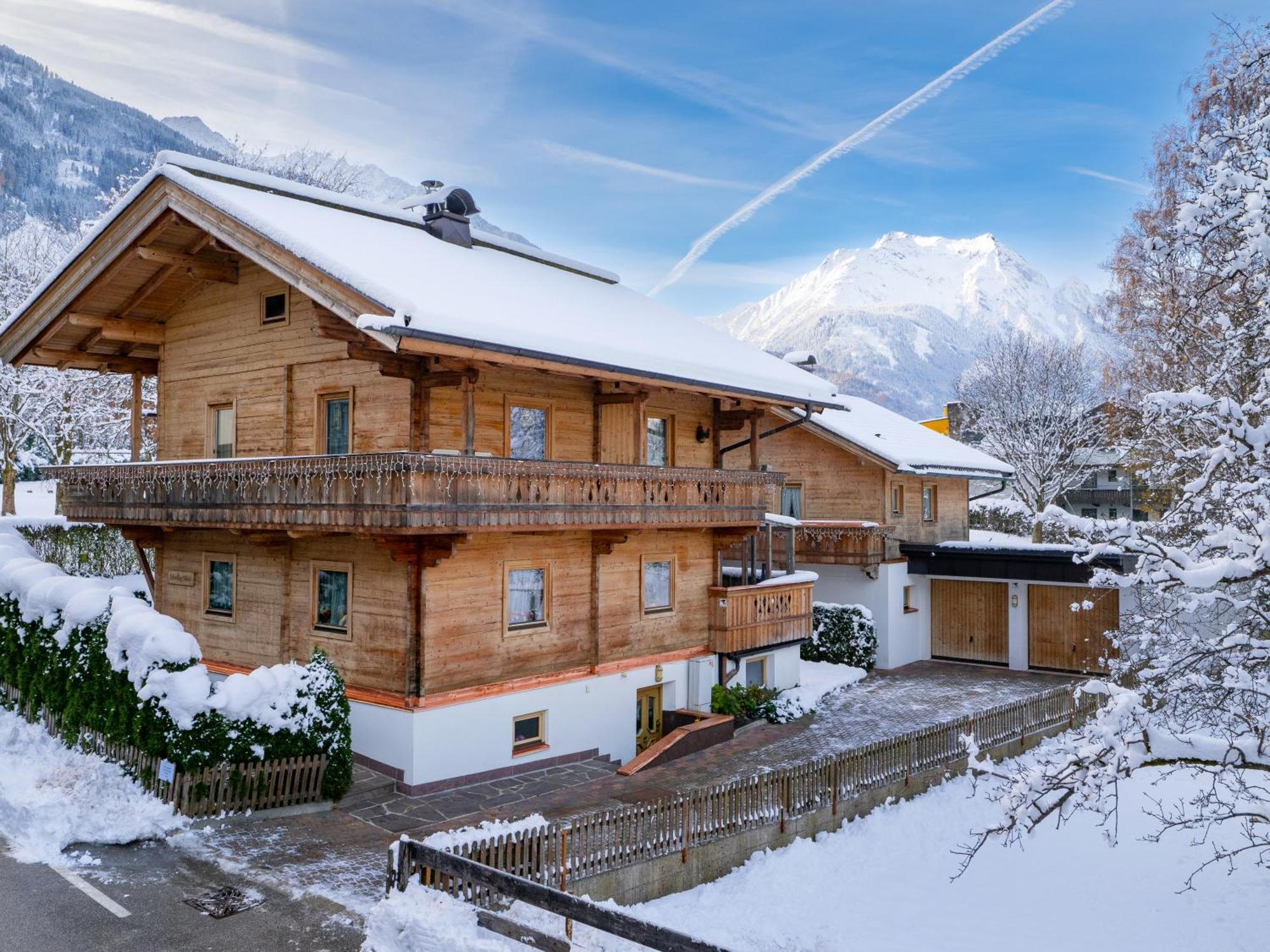 Chalet - Appartements Julitta Mayrhofen Buitenkant foto
